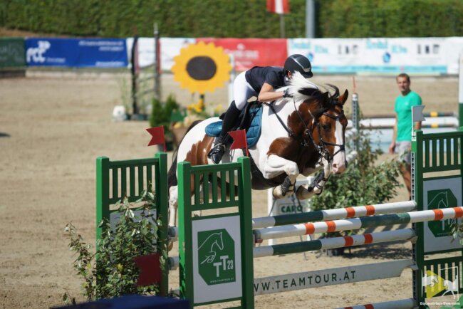 375218551_774674984660184_8449239786904718741_n